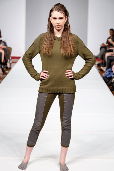 Samaelisk Pullover and Gasmith Leggings - color Moss